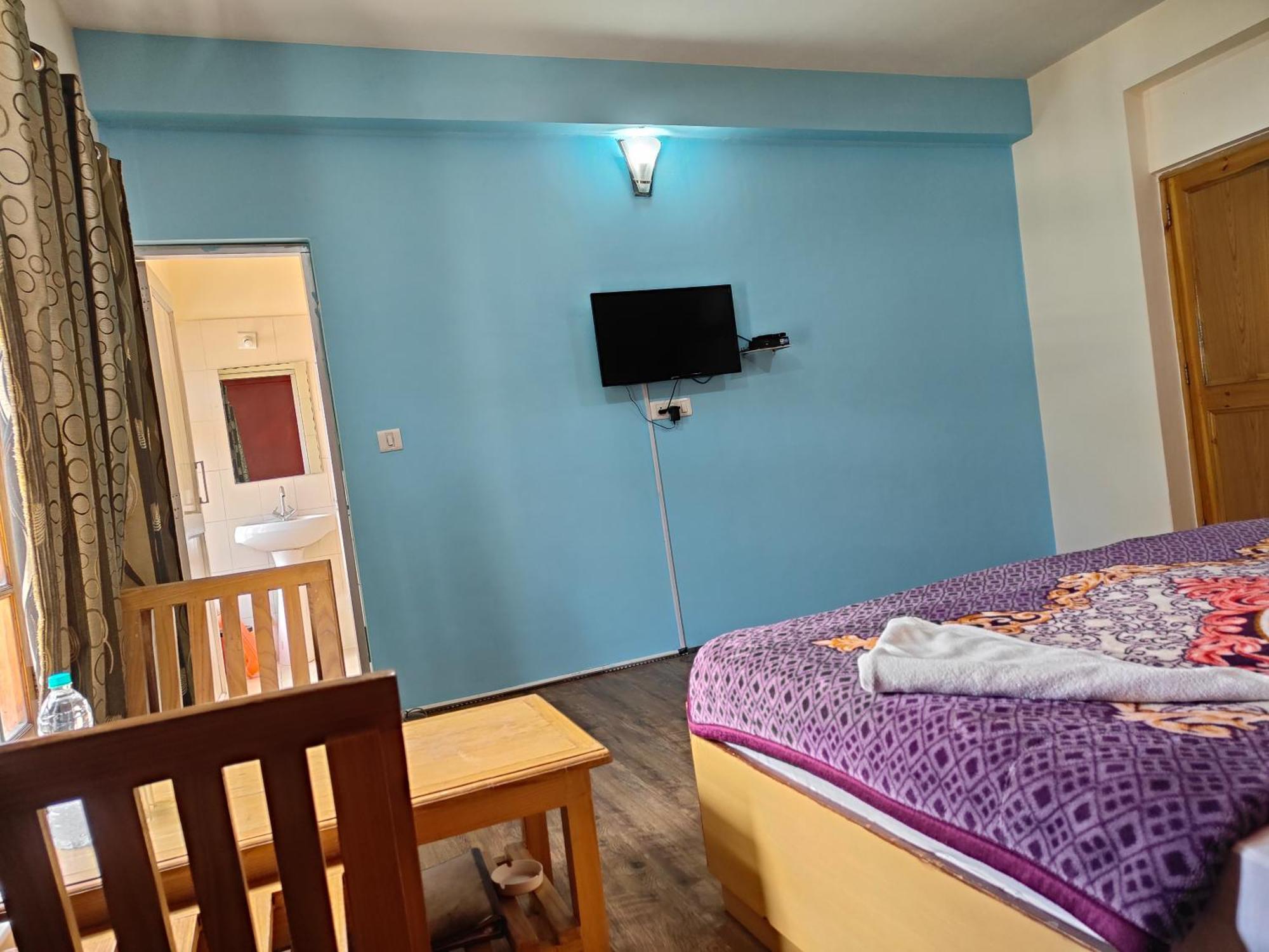 TSASKAN hotel Leh Bagian luar foto