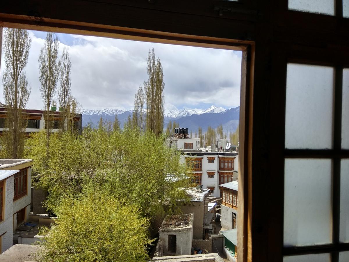 TSASKAN hotel Leh Bagian luar foto