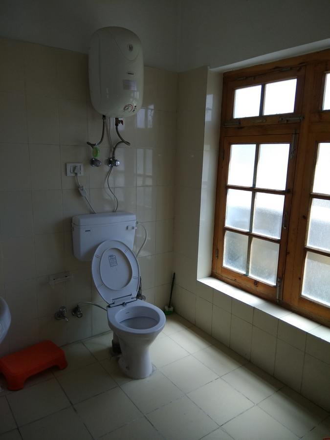 TSASKAN hotel Leh Bagian luar foto