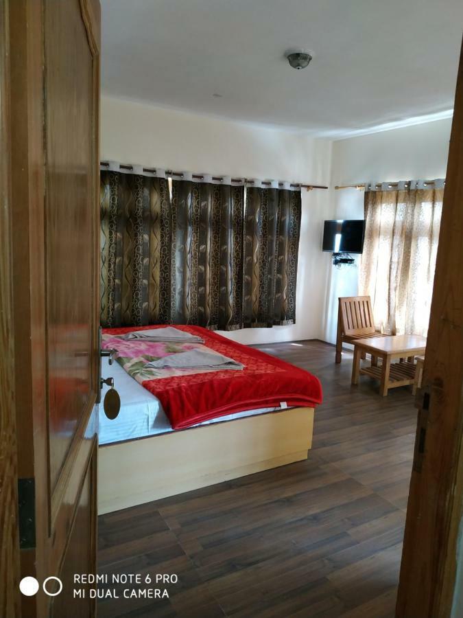 TSASKAN hotel Leh Bagian luar foto