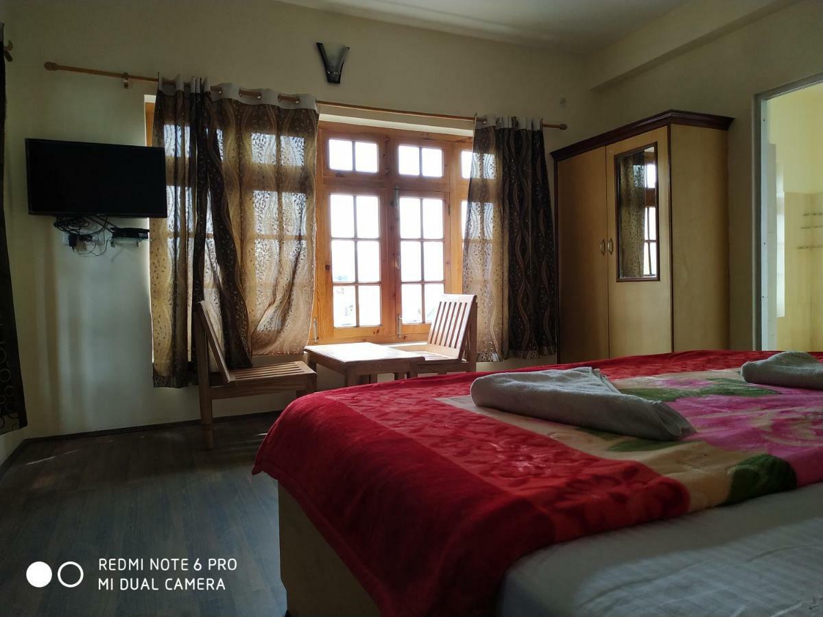 TSASKAN hotel Leh Bagian luar foto